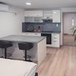 Apartament Maribella *