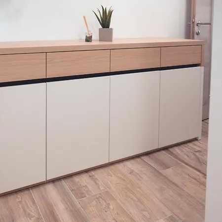 Maribella Apartament *