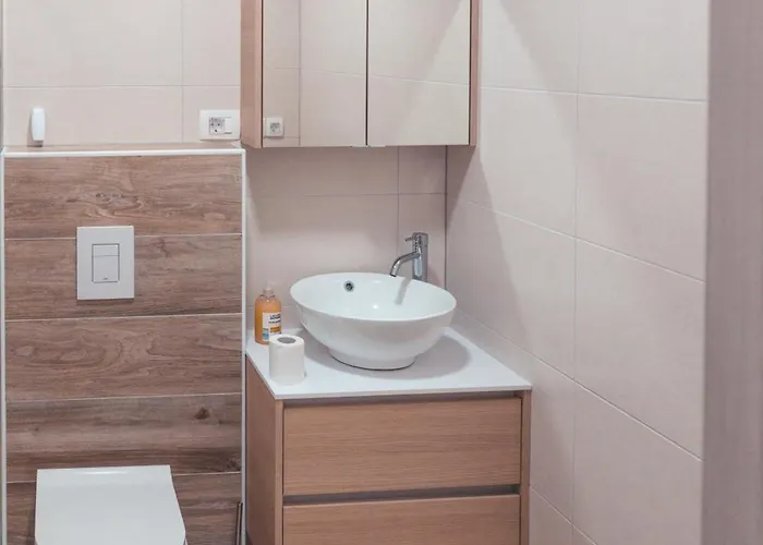 Maribella Apartment *